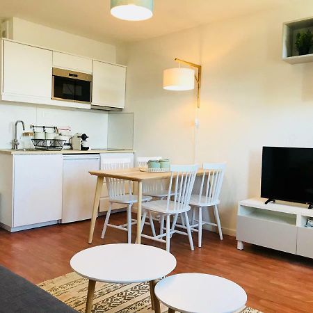 Appartement Sur L'Ile De Nantes - Place De Parking Gratuit Bagian luar foto