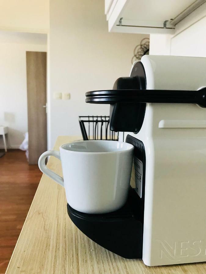 Appartement Sur L'Ile De Nantes - Place De Parking Gratuit Bagian luar foto